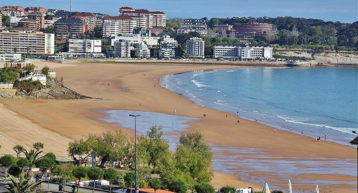 Villa Bajo Con Terraza A 5 Min De La Playa Santander Esterno foto